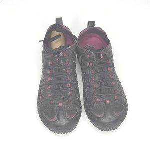 Merrell women's size 9.5 Robotic running shoes